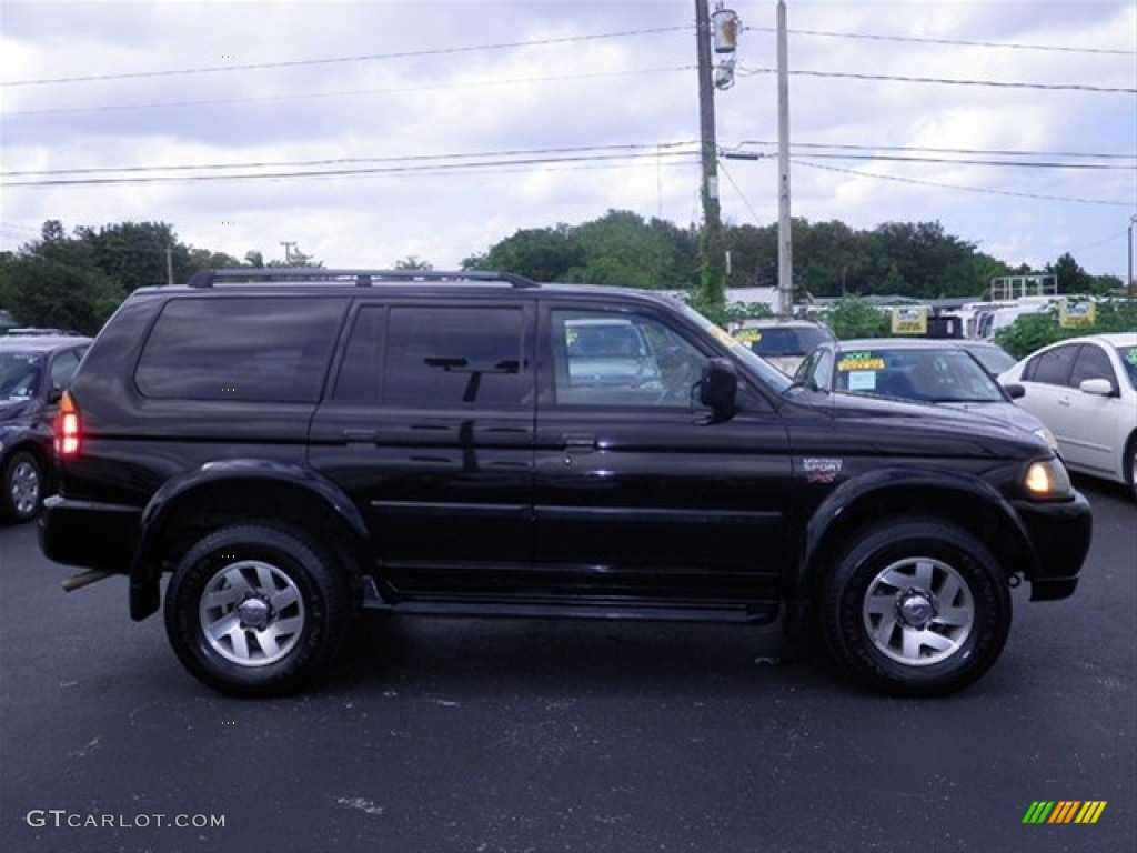 2001 Montero Sport 3.5XS - Solano Black Pearl / Gray photo #12