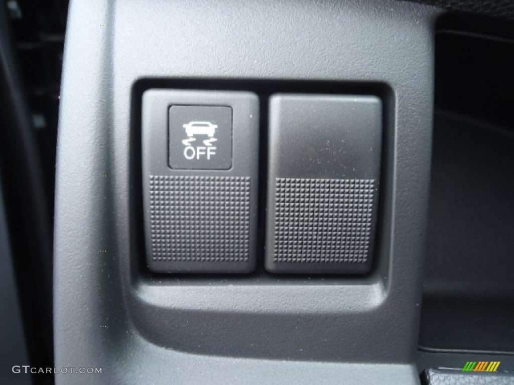 2012 Mazda MAZDA5 Grand Touring Controls Photo #66001986