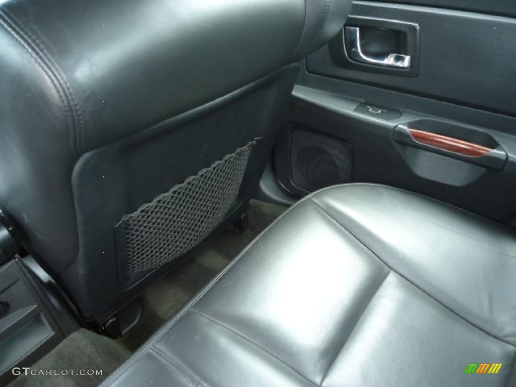 2006 CTS Sedan - Blackberry / Ebony photo #38