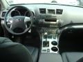 2012 Black Toyota Highlander V6 4WD  photo #9