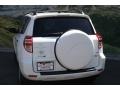 Super White - RAV4 V6 4WD Photo No. 4