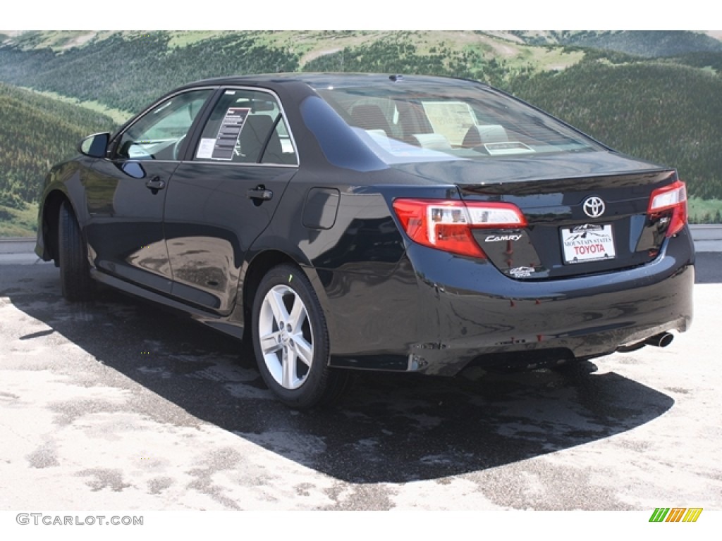 2012 Camry SE - Cosmic Gray Mica / Black photo #3