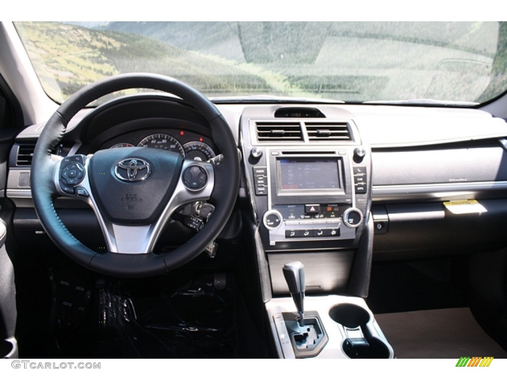 2012 Camry SE - Cosmic Gray Mica / Black photo #5