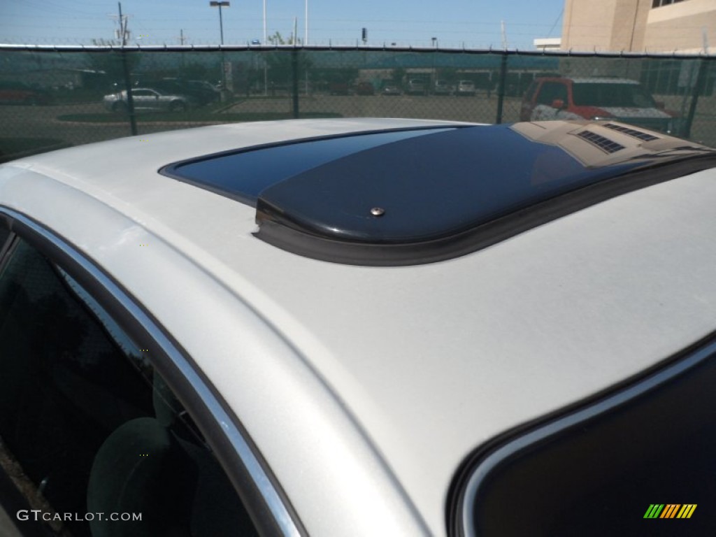 2000 Solara SE V6 Coupe - Silver Stream Opal / Charcoal photo #16