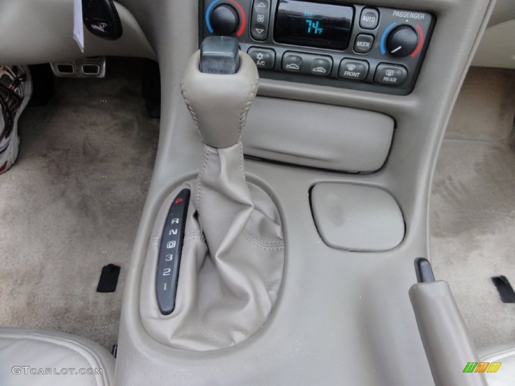 2004 Corvette Convertible - LeMans Blue Metallic / Shale photo #29