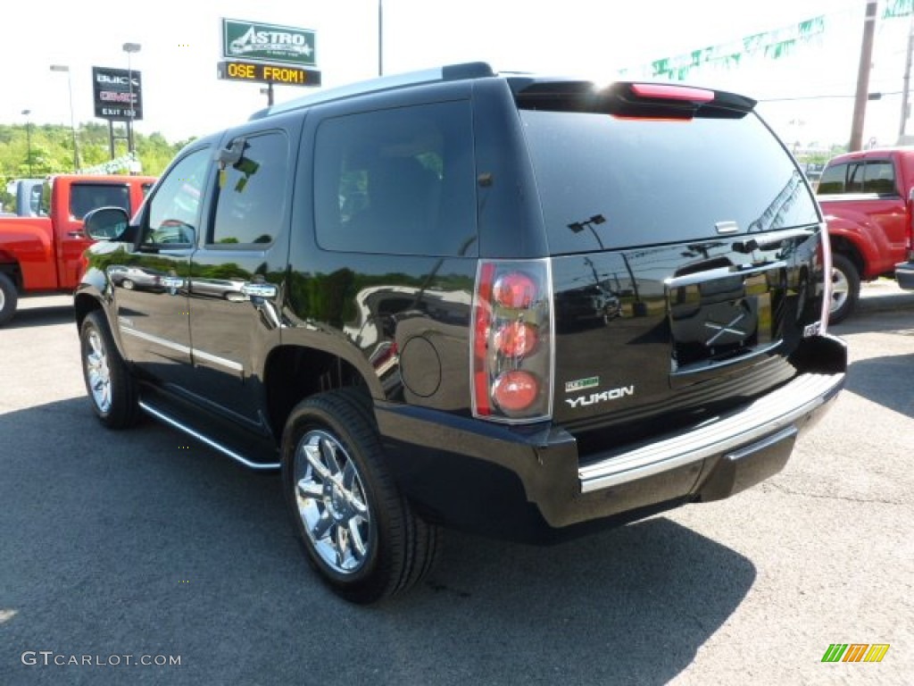 2012 Yukon Denali AWD - Onyx Black / Cocoa/Light Cashmere photo #4