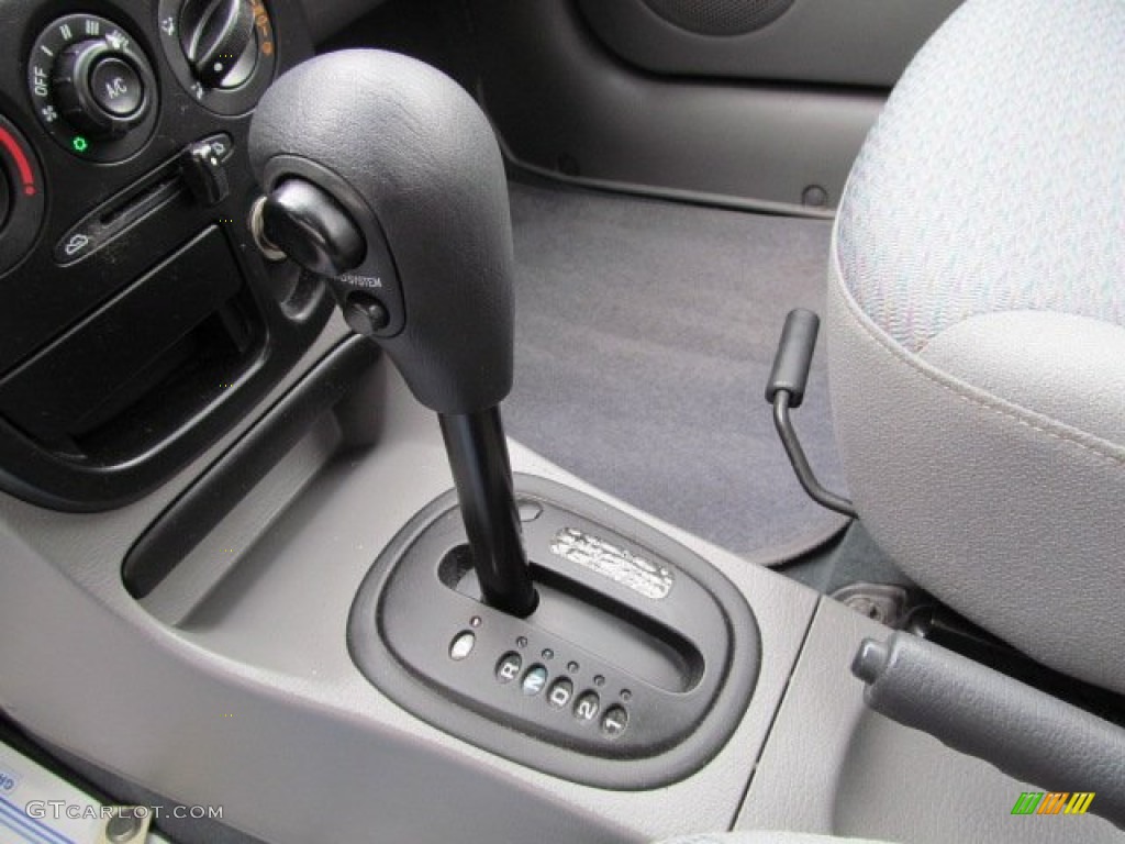 2001 Rio Sedan - Emerald Green / Gray photo #16