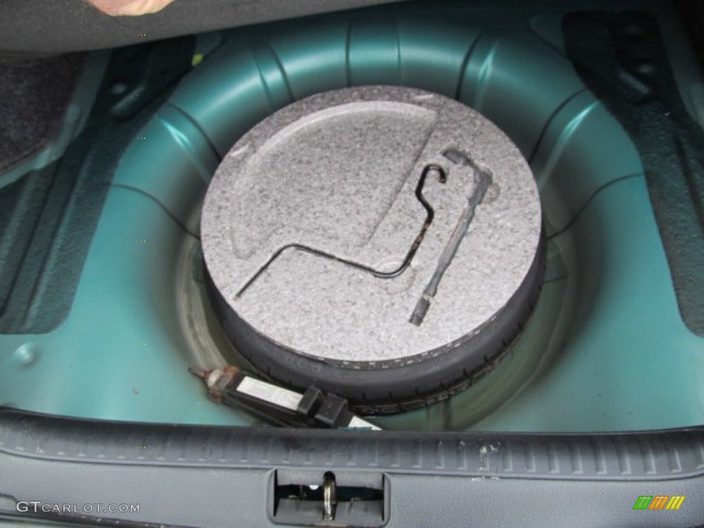 2001 Rio Sedan - Emerald Green / Gray photo #23