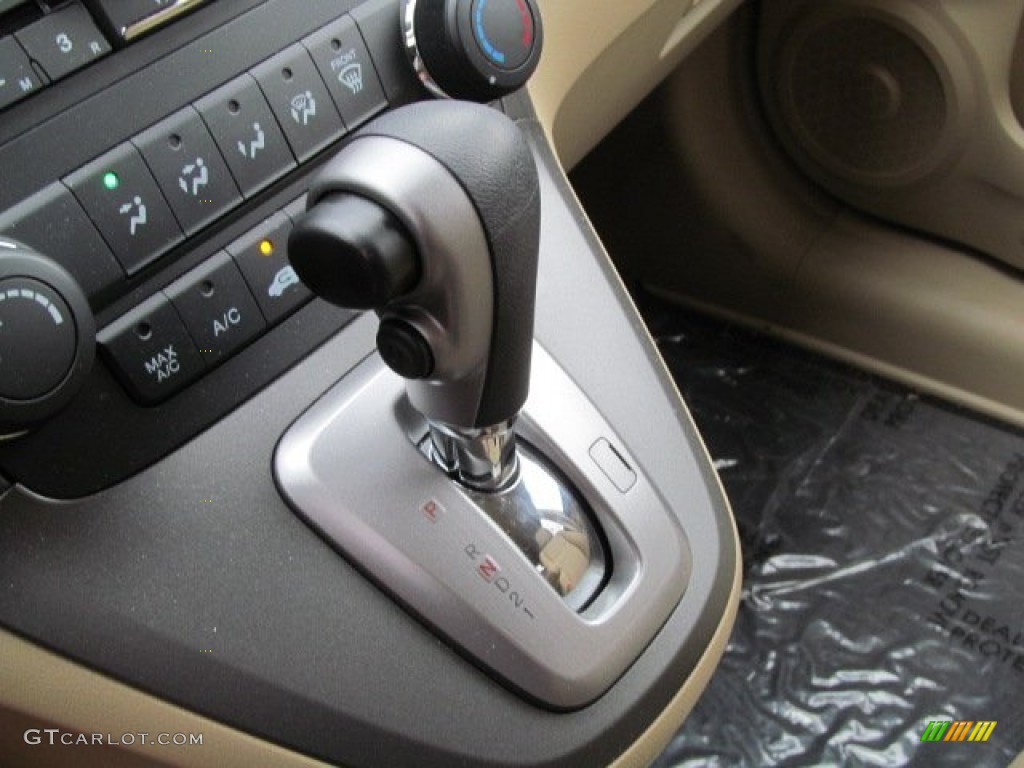 2011 CR-V SE 4WD - Opal Sage Metallic / Ivory photo #17