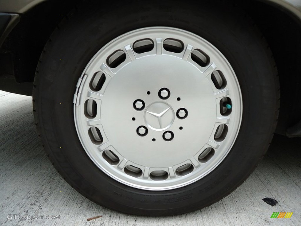 1987 Mercedes-Benz SL Class 560 SL Roadster Wheel Photo #66012213