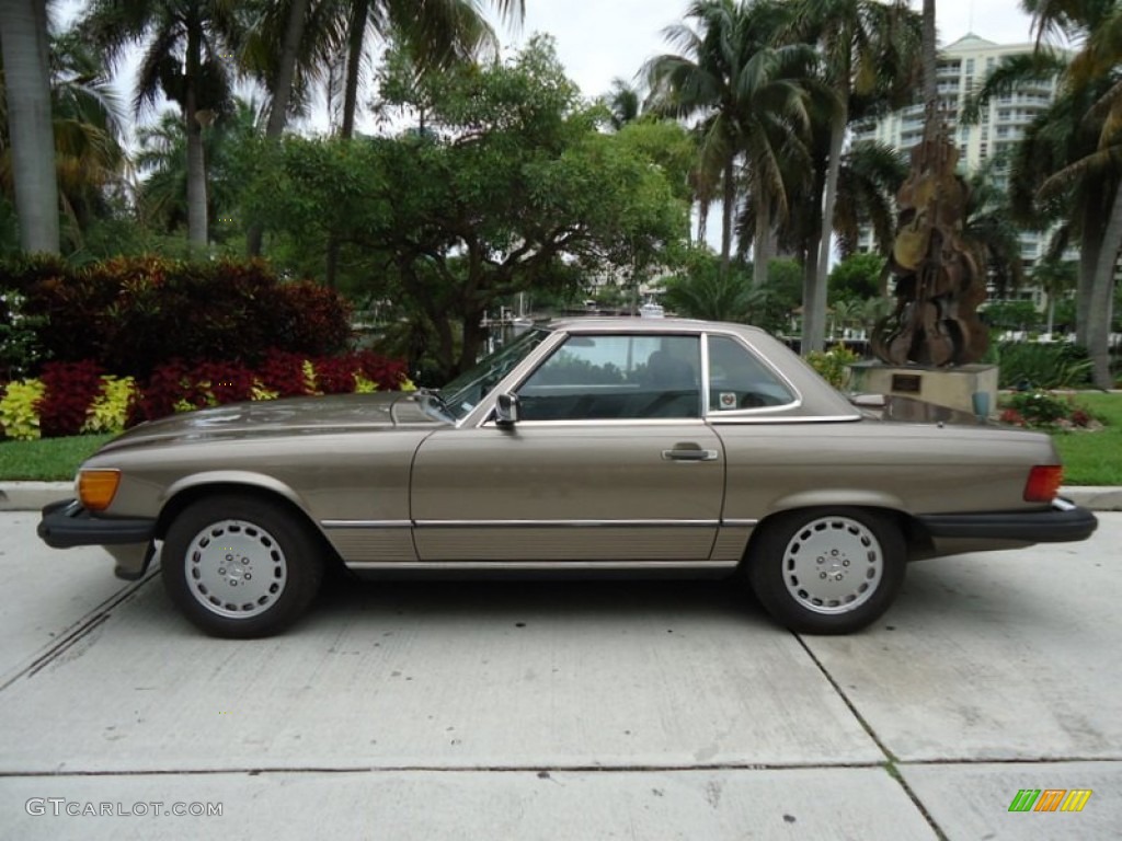Light Beige Metallic 1987 Mercedes-Benz SL Class 560 SL Roadster Exterior Photo #66012333