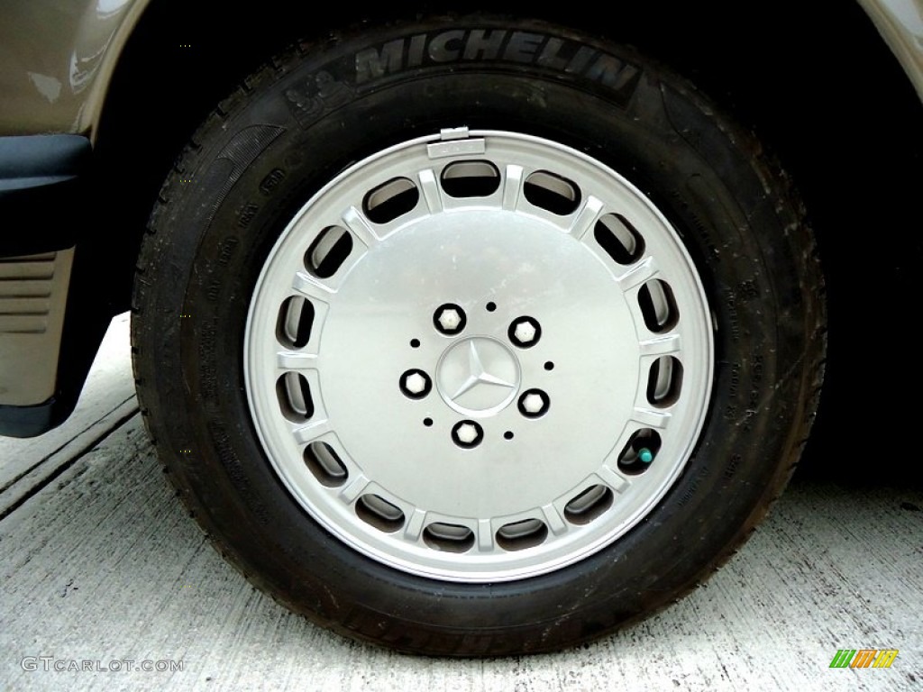 1987 Mercedes-Benz SL Class 560 SL Roadster Wheel Photo #66012489