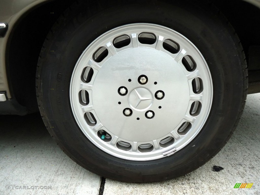 1987 Mercedes-Benz SL Class 560 SL Roadster Wheel Photo #66012499