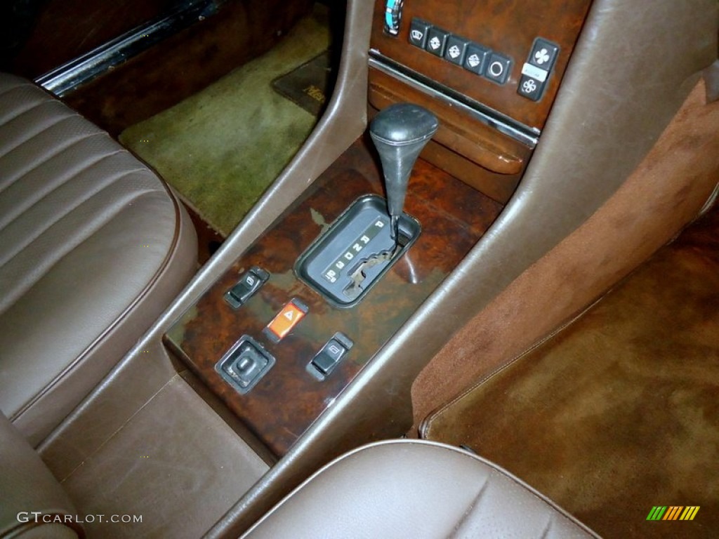 1987 Mercedes-Benz SL Class 560 SL Roadster 4 Speed Automatic Transmission Photo #66012639