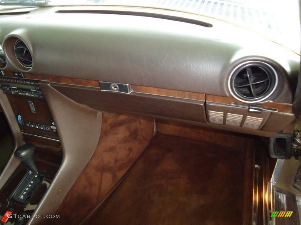 1987 Mercedes-Benz SL Class 560 SL Roadster Brown Dashboard Photo #66012654