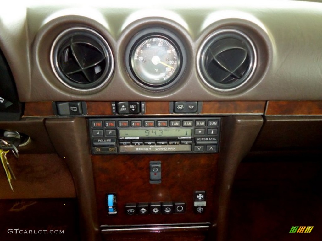 1987 Mercedes-Benz SL Class 560 SL Roadster Controls Photo #66012663