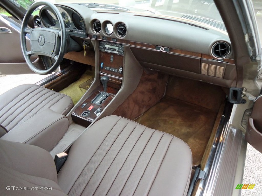1987 Mercedes-Benz SL Class 560 SL Roadster Brown Dashboard Photo #66012693