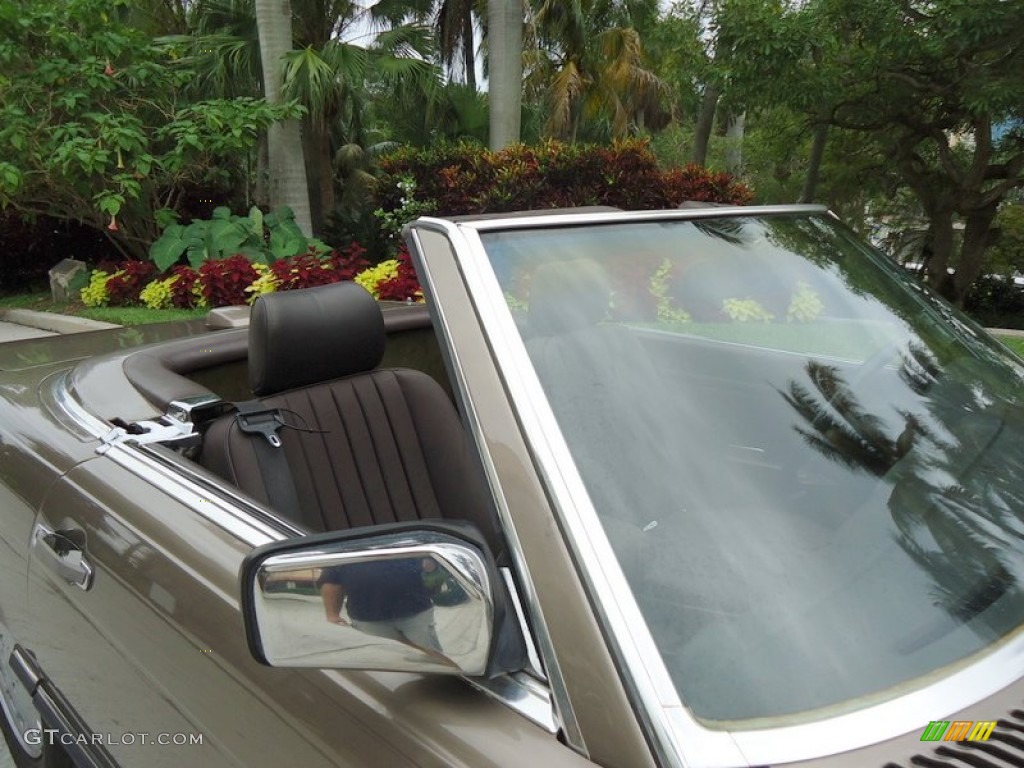 1987 SL Class 560 SL Roadster - Light Beige Metallic / Brown photo #68