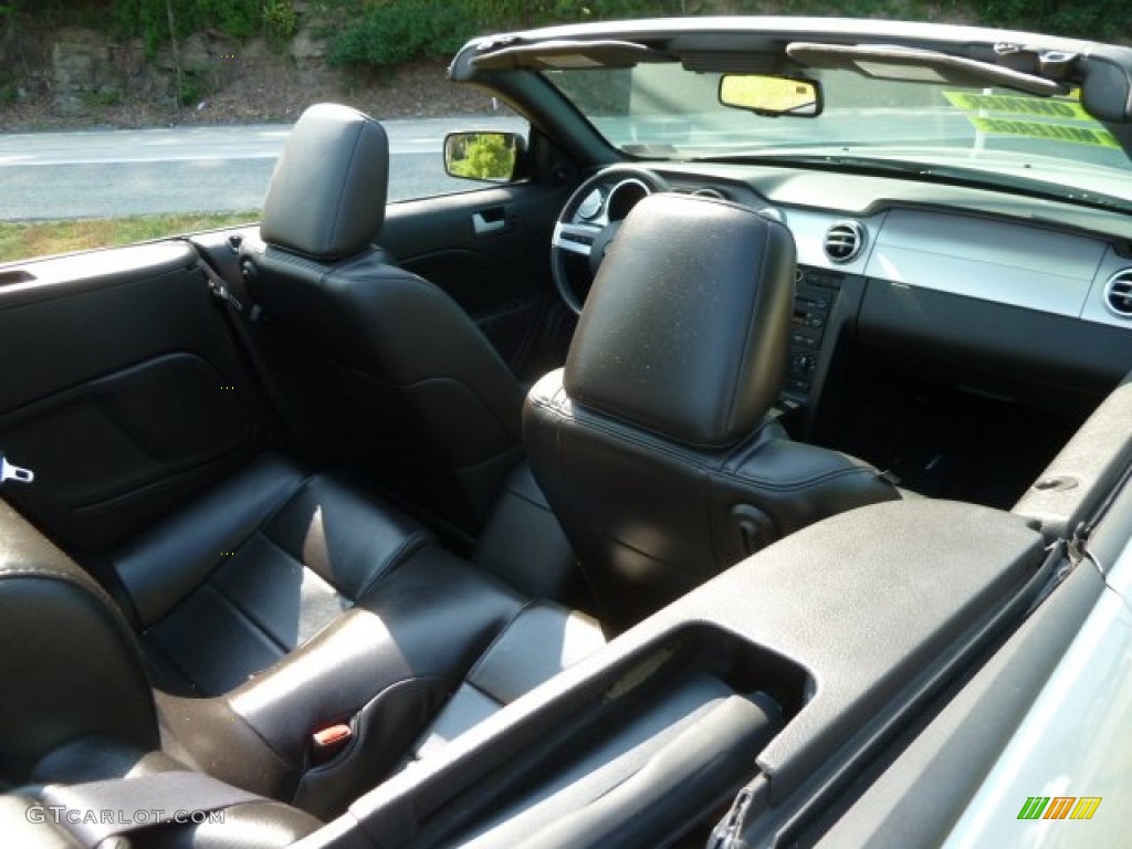2007 Mustang V6 Premium Convertible - Satin Silver Metallic / Dark Charcoal photo #14
