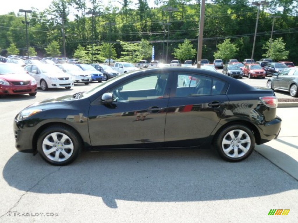 2010 MAZDA3 i Touring 4 Door - Black Mica / Black photo #6