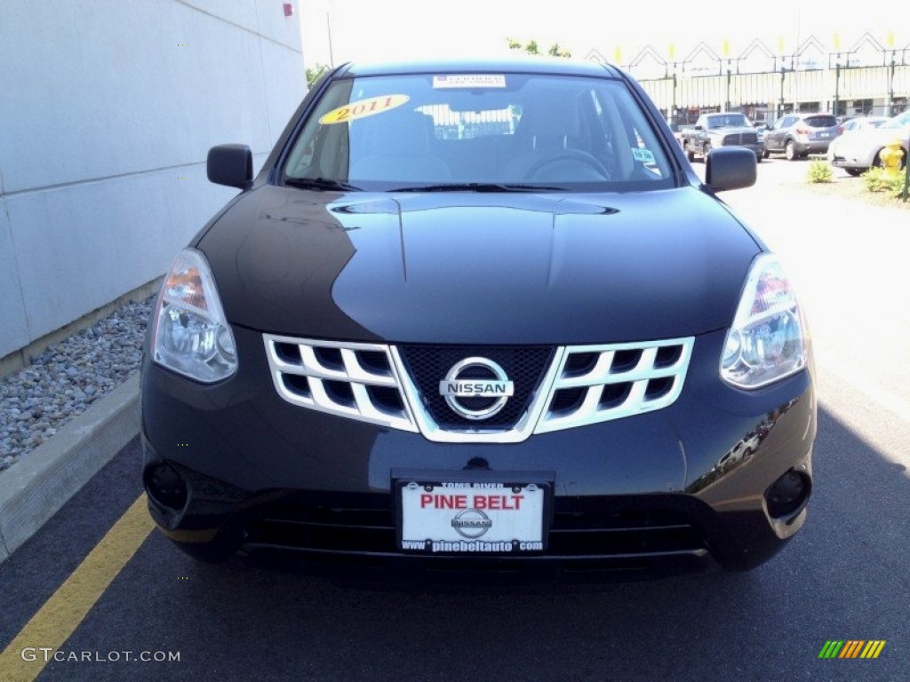 2011 Rogue S AWD - Wicked Black / Gray photo #2