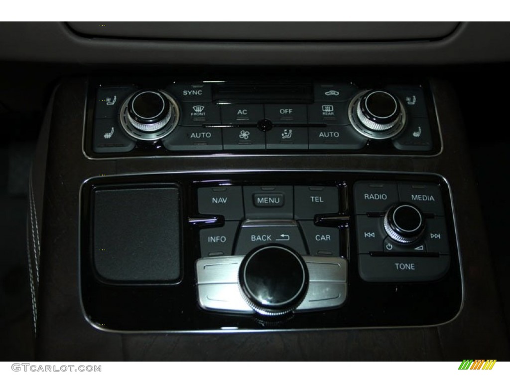 2012 Audi A8 4.2 quattro Controls Photo #66014381