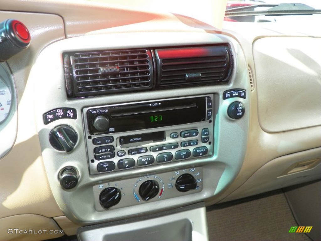 2001 Explorer Sport Trac 4x4 - Estate Green Metallic / Medium Prairie Tan photo #21
