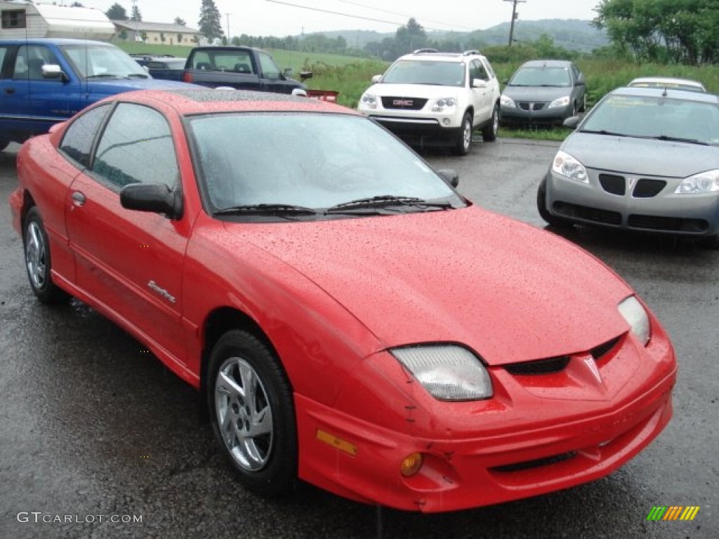 2000 Sunfire SE Coupe - Bright Red / Graphite photo #1
