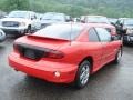 2000 Bright Red Pontiac Sunfire SE Coupe  photo #6
