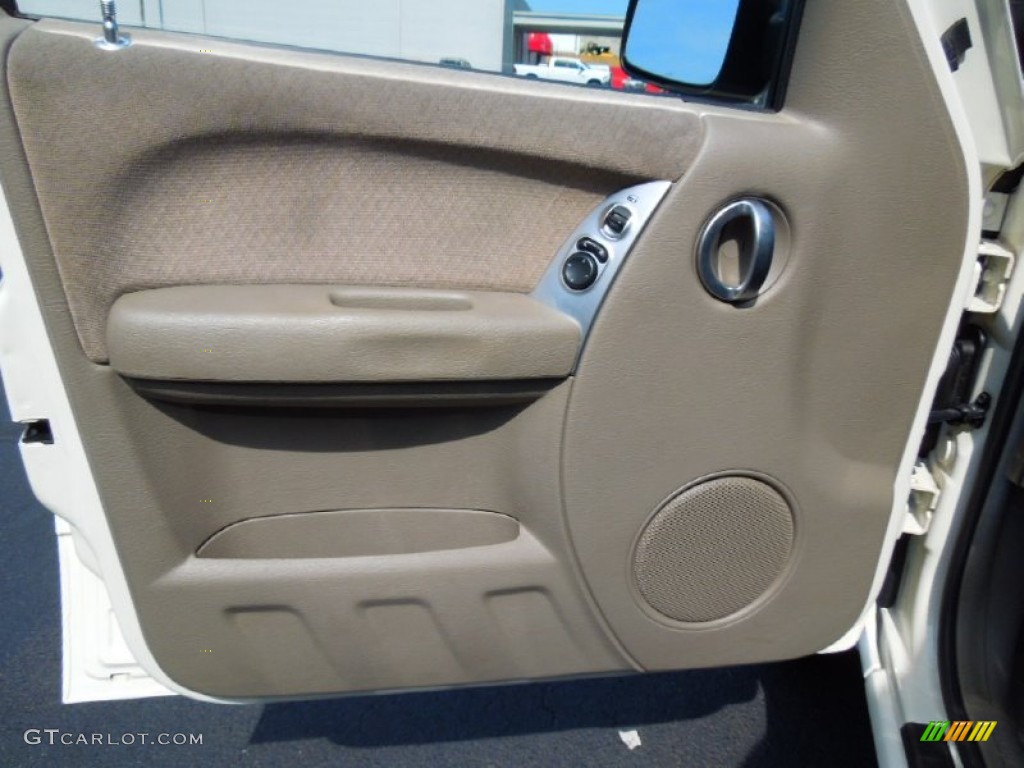2002 Jeep Liberty Limited Taupe Door Panel Photo #66020379