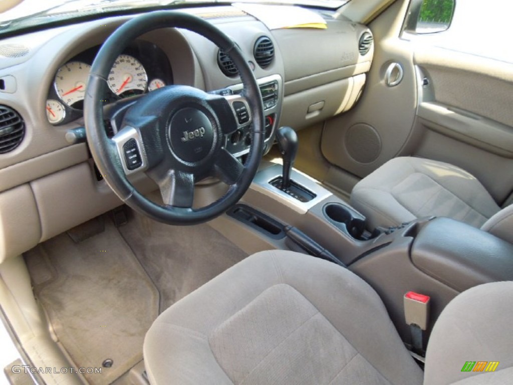 Taupe Interior 2002 Jeep Liberty Limited Photo #66020535