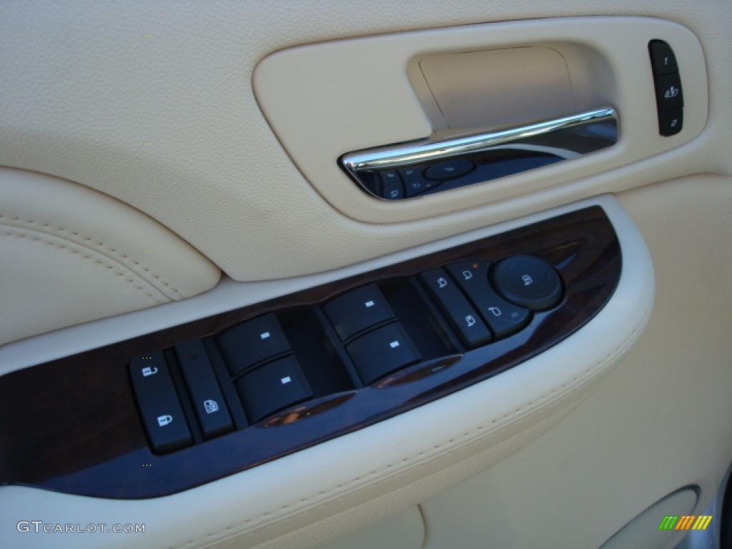 2008 Escalade AWD - White Diamond / Cocoa/Light Cashmere photo #10