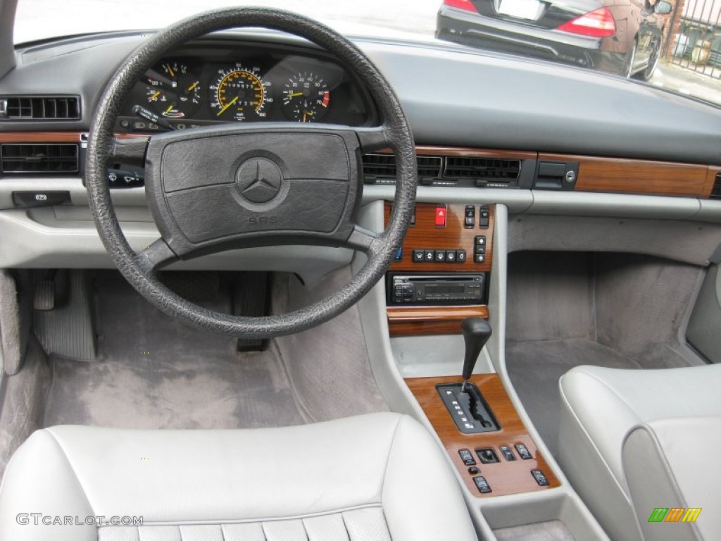 1986 Mercedes-Benz S Class 420 SEL Grey Dashboard Photo #66031218