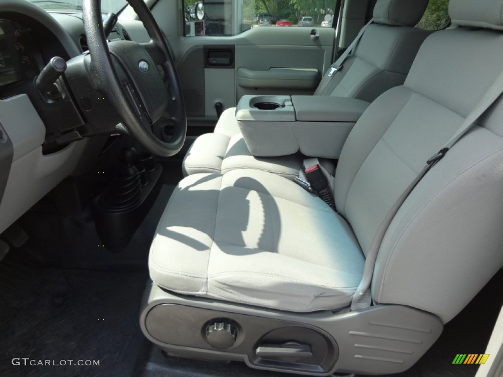 2006 F150 XL SuperCab 4x4 - Oxford White / Medium Flint photo #4