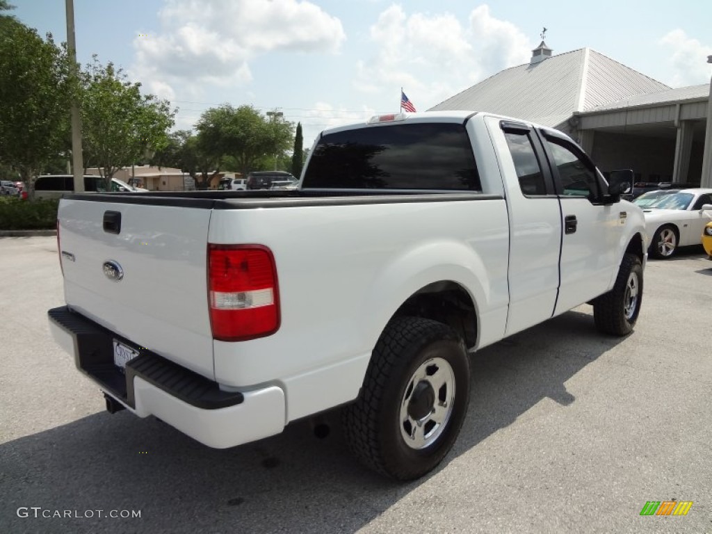 2006 F150 XL SuperCab 4x4 - Oxford White / Medium Flint photo #8