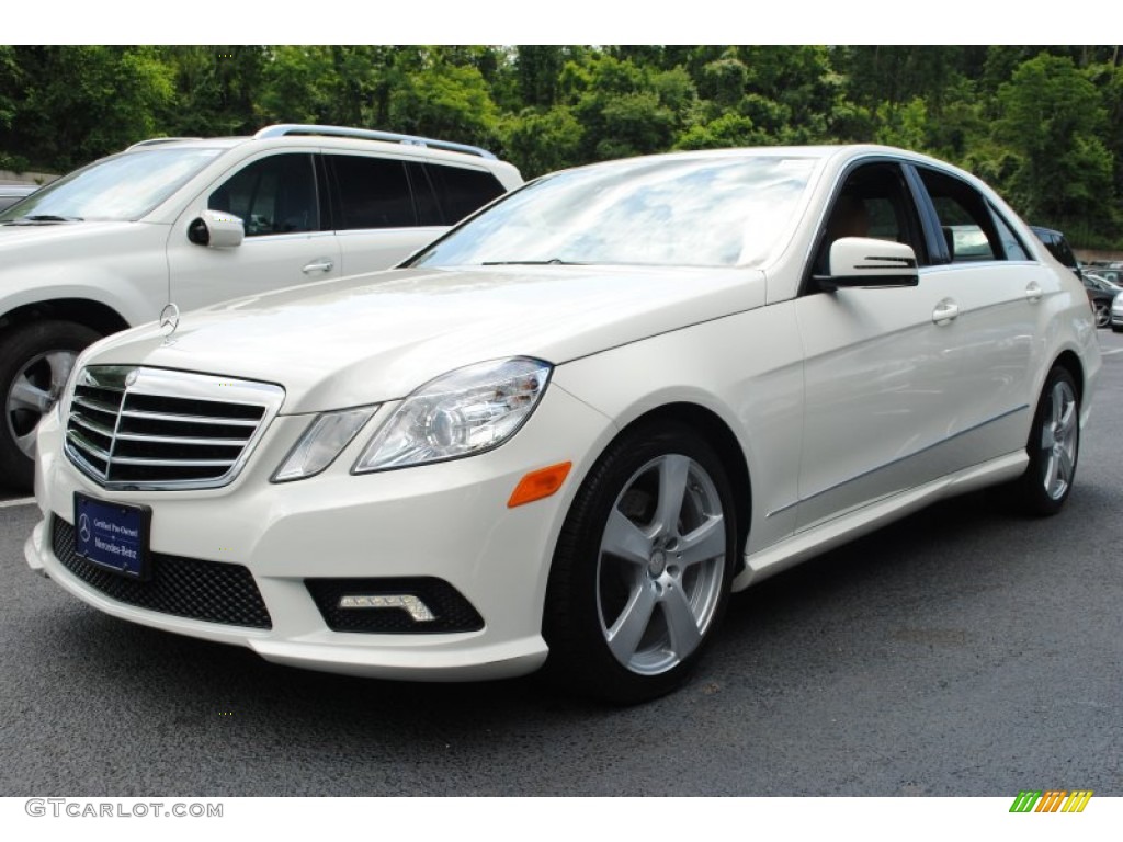 2011 E 350 4Matic Sedan - Arctic White / Natural Beige/Black photo #1