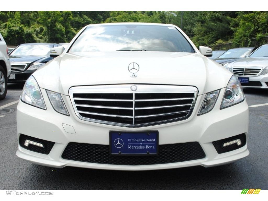 2011 E 350 4Matic Sedan - Arctic White / Natural Beige/Black photo #2