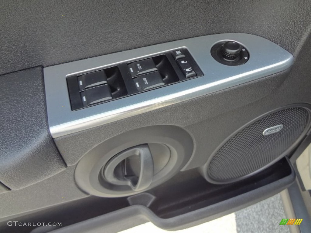2008 Jeep Commander Sport Controls Photo #66032610