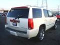 White Diamond - Escalade AWD Photo No. 8