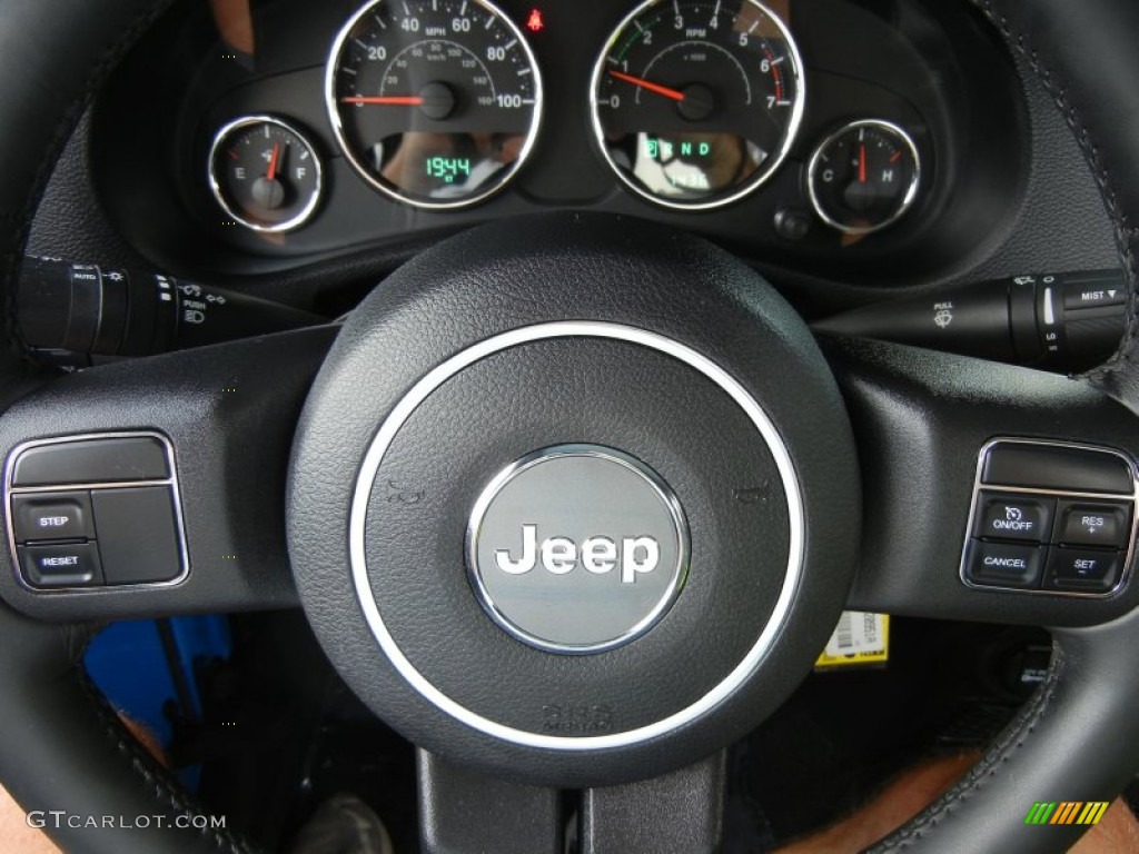 2011 Jeep Wrangler Rubicon 4x4 Controls Photo #66035331