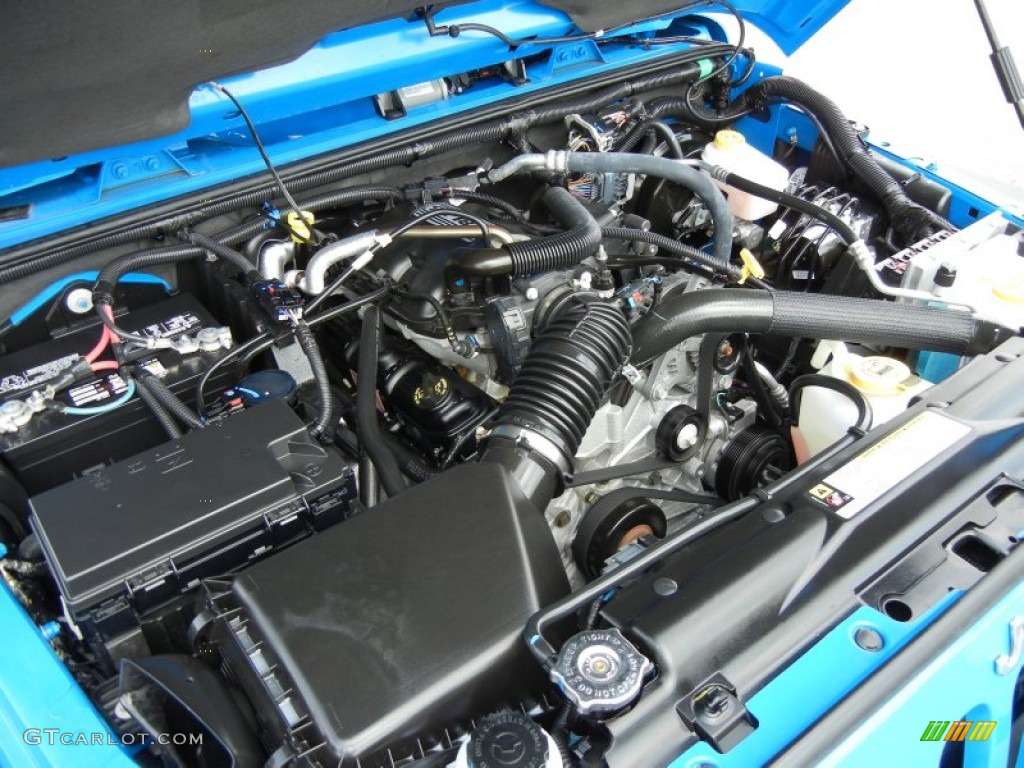 2011 Jeep Wrangler Rubicon 4x4 3.8 Liter OHV 12-Valve V6 Engine Photo #66035352