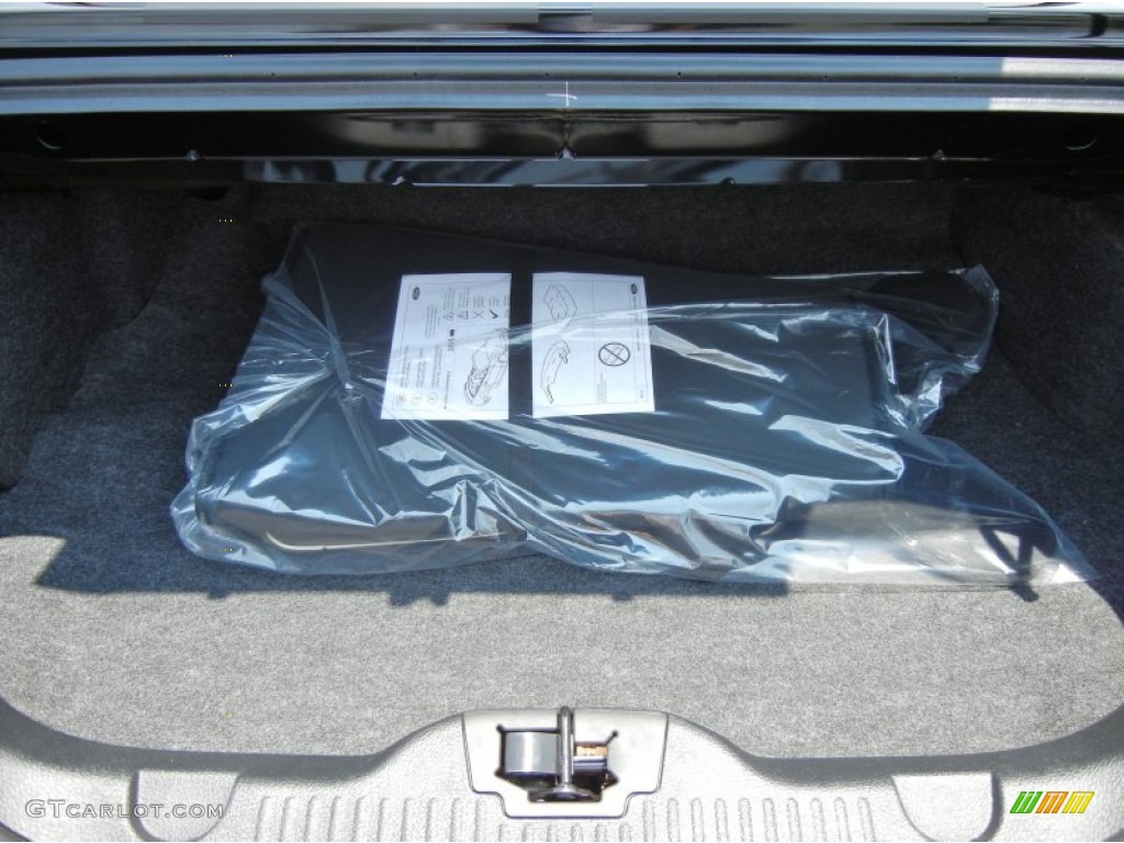 2013 Ford Mustang Shelby GT500 SVT Performance Package Convertible Trunk Photo #66036474