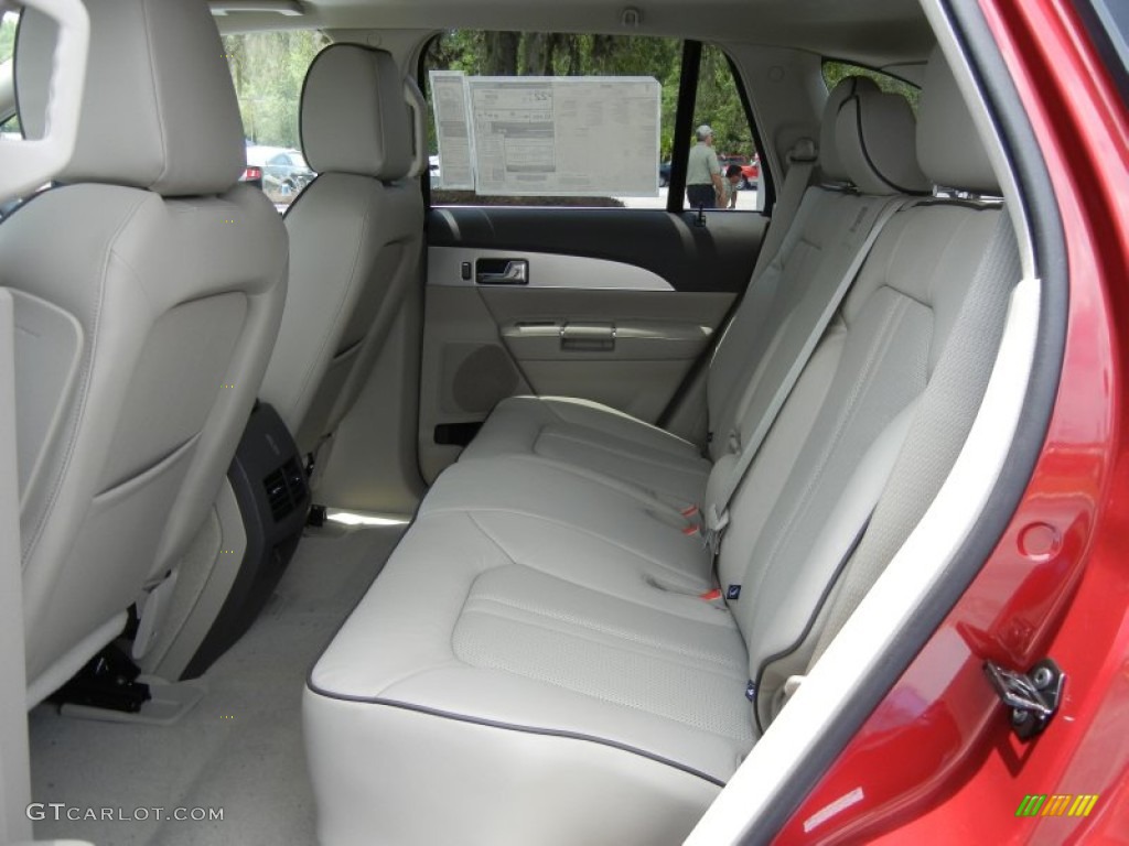 Medium Light Stone Interior 2013 Lincoln MKX FWD Photo #66036555