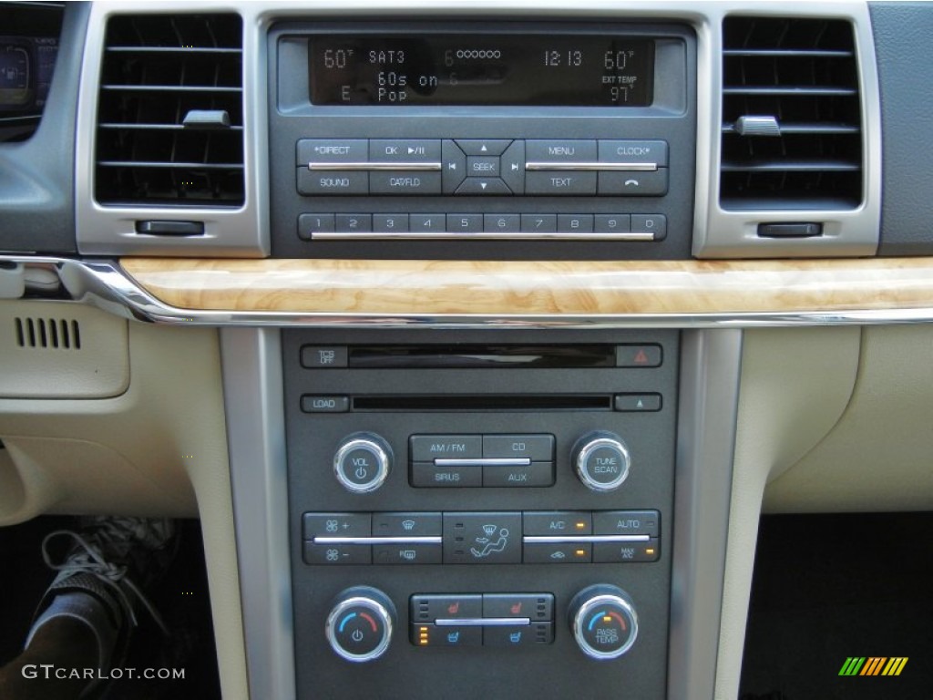 2012 Lincoln MKZ Hybrid Controls Photo #66037462