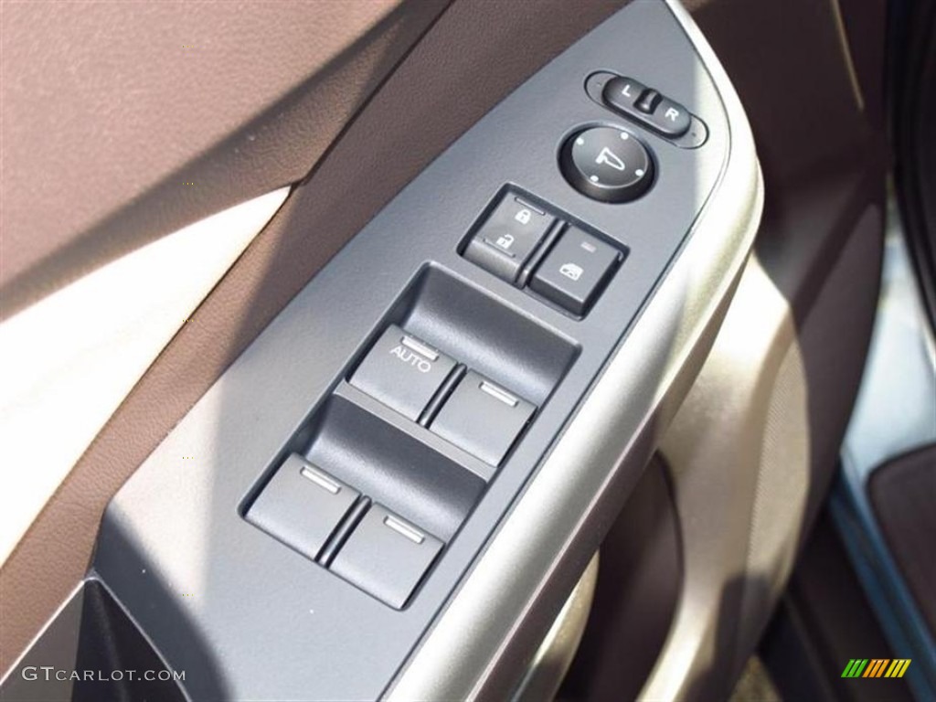 2012 Honda CR-V EX-L Controls Photo #66038448