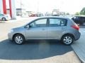 Magnetic Gray Metallic - Versa 1.8 S Hatchback Photo No. 4