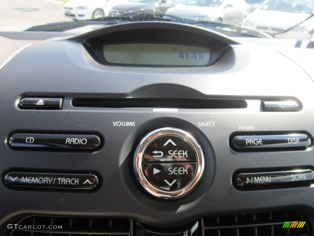 2012 Mitsubishi i-MiEV SE Audio System Photos