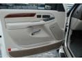 2004 White Diamond Cadillac Escalade   photo #16