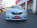 2009 Sky Blue Pearl Toyota Camry SE  photo #2