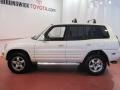 Natural White - RAV4 4WD Photo No. 8